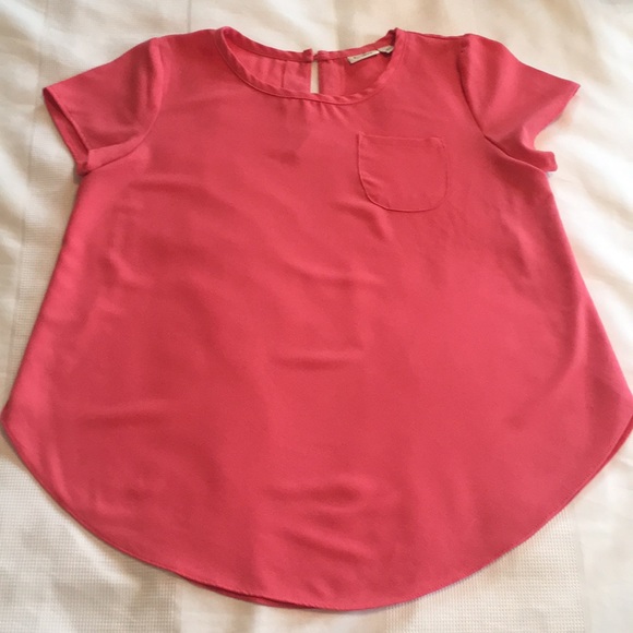Tops - Coral Short Sleeve Shirt